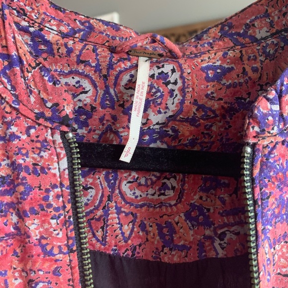 - FREE PEOPLE LIGHT JACKET - - Picture 4 of 4